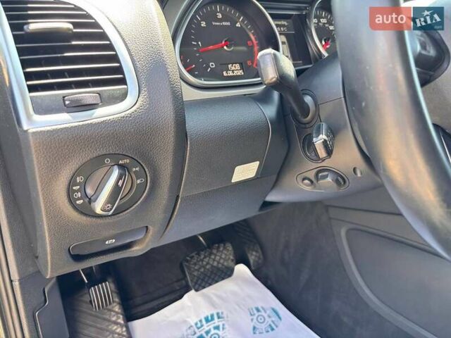 Серый Ауди Ку 7, объемом двигателя 2.97 л и пробегом 198 тыс. км за 19950 $, фото 17 на Automoto.ua