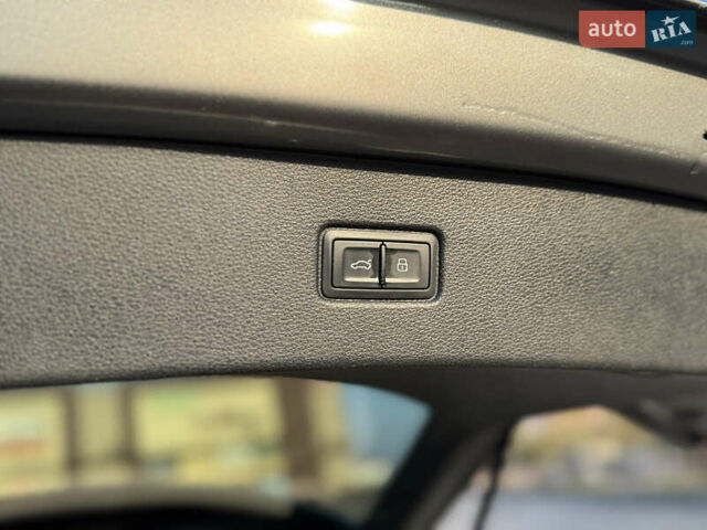 Серый Ауди Ку 7, объемом двигателя 3 л и пробегом 177 тыс. км за 21999 $, фото 18 на Automoto.ua