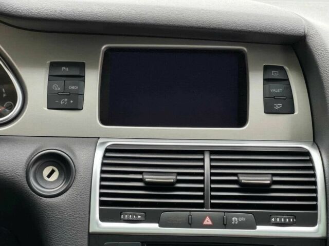 Серый Ауди Ку 7, объемом двигателя 3 л и пробегом 72 тыс. км за 9000 $, фото 12 на Automoto.ua