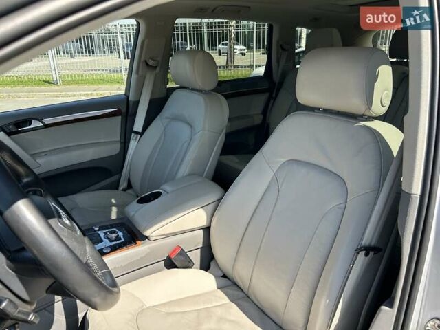 Ауди Ку 7 2015 в Киеве на Automoto.ua Серый Ауди Ку 7, объемом двигателя 3 л и пробегом 265 тыс. км за 16000 $, фото 24 на Automoto.ua