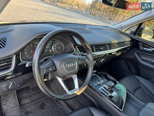 Серый Ауди Ку 7, объемом двигателя 3 л и пробегом 177 тыс. км за 21999 $, фото 7 на Automoto.ua