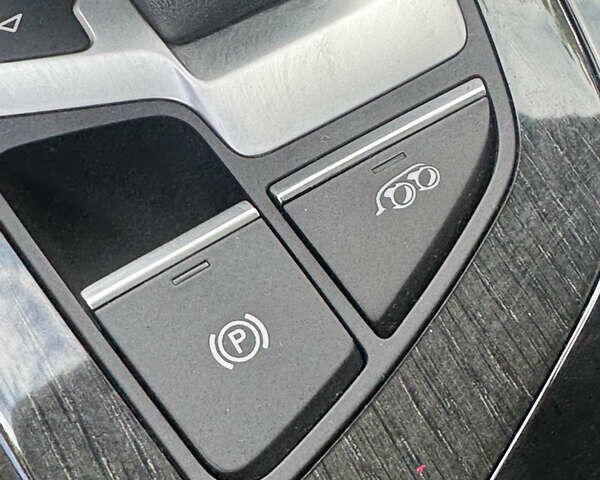 Сірий Ауді Ку 7, об'ємом двигуна 3 л та пробігом 120 тис. км за 45000 $, фото 25 на Automoto.ua