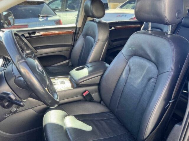 Ауді Ку 7 2015 у Києві на Automoto.ua Сірий Ауді Ку 7, об'ємом двигуна 3 л та пробігом 71 тис. км за 11000 $, фото 7 на Automoto.ua