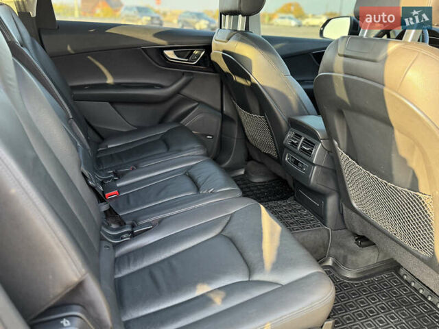 Сірий Ауді Ку 7, об'ємом двигуна 3 л та пробігом 178 тис. км за 22999 $, фото 15 на Automoto.ua