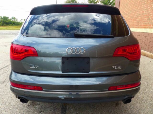 Серый Ауди Ку 7, объемом двигателя 3 л и пробегом 76 тыс. км за 13500 $, фото 4 на Automoto.ua