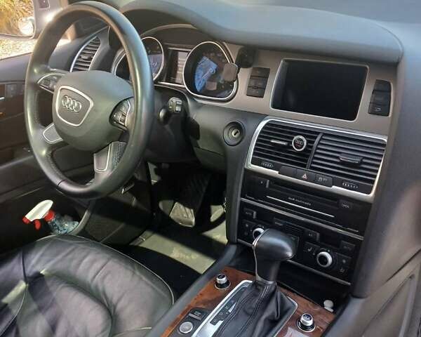 Сірий Ауді Ку 7, об'ємом двигуна 2.97 л та пробігом 199 тис. км за 21900 $, фото 18 на Automoto.ua