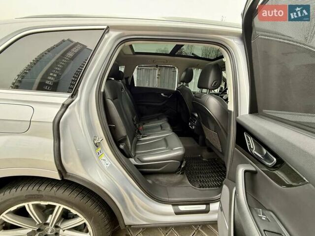 Серый Ауди Ку 7, объемом двигателя 3 л и пробегом 415 тыс. км за 24999 $, фото 71 на Automoto.ua