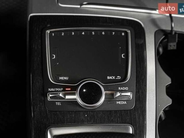 Ауді Ку 7 2015 у Одесі на Automoto.ua Сірий Ауді Ку 7, об'ємом двигуна 2.97 л та пробігом 142 тис. км за 32900 $, фото 50 на Automoto.ua