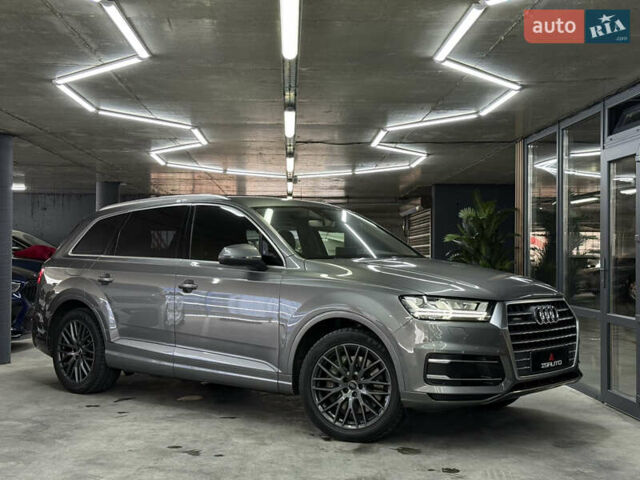 Серый Ауди Ку 7, объемом двигателя 3 л и пробегом 152 тыс. км за 29900 $, фото 1 на Automoto.ua