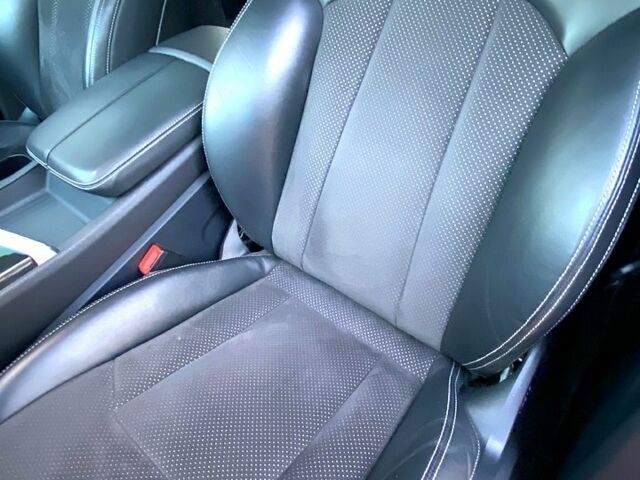 Серый Ауди Ку 7, объемом двигателя 3 л и пробегом 216 тыс. км за 32500 $, фото 4 на Automoto.ua