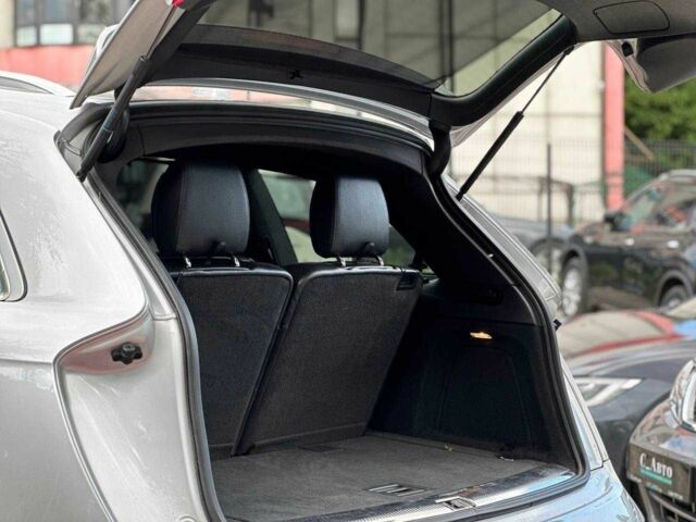 Серый Ауди Ку 7, объемом двигателя 3 л и пробегом 155 тыс. км за 19950 $, фото 20 на Automoto.ua