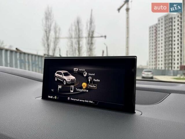 Серый Ауди Ку 7, объемом двигателя 3 л и пробегом 415 тыс. км за 24999 $, фото 59 на Automoto.ua