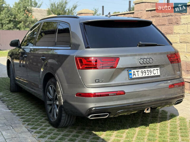 Серый Ауди Ку 7, объемом двигателя 3 л и пробегом 245 тыс. км за 22500 $, фото 2 на Automoto.ua