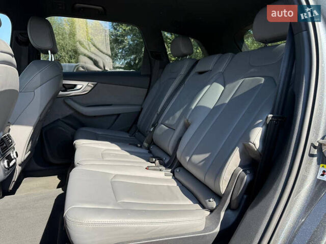 Сірий Ауді Ку 7, об'ємом двигуна 3 л та пробігом 200 тис. км за 32999 $, фото 26 на Automoto.ua