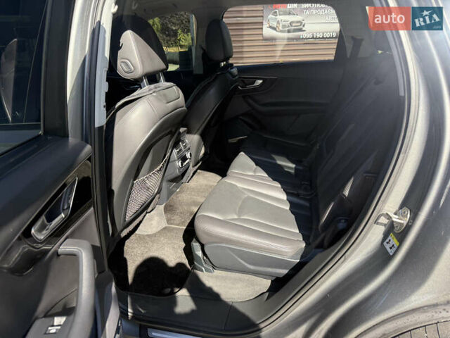 Сірий Ауді Ку 7, об'ємом двигуна 3 л та пробігом 183 тис. км за 27500 $, фото 4 на Automoto.ua