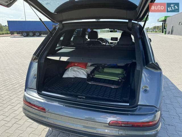 Сірий Ауді Ку 7, об'ємом двигуна 2.97 л та пробігом 258 тис. км за 32000 $, фото 29 на Automoto.ua