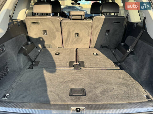 Серый Ауди Ку 7, объемом двигателя 3 л и пробегом 177 тыс. км за 21999 $, фото 19 на Automoto.ua