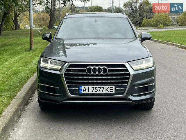 Сірий Ауді Ку 7, об'ємом двигуна 2.97 л та пробігом 220 тис. км за 33500 $, фото 1 на Automoto.ua