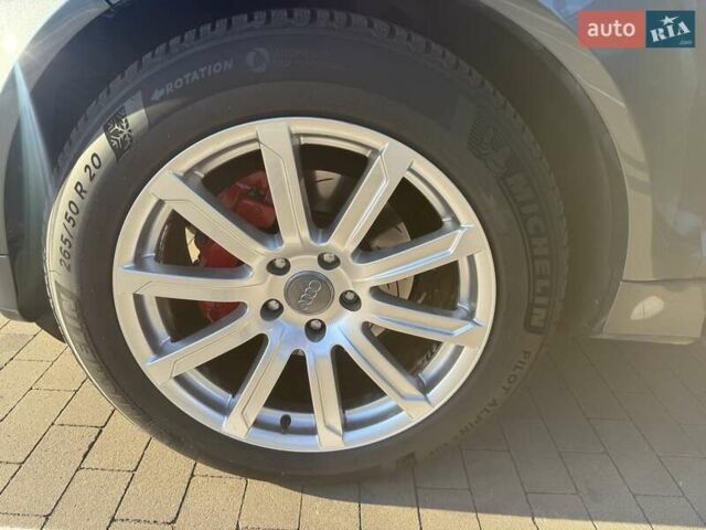 Сірий Ауді Ку 7, об'ємом двигуна 3 л та пробігом 230 тис. км за 17000 $, фото 16 на Automoto.ua