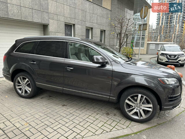 Серый Ауди Ку 7, объемом двигателя 2.97 л и пробегом 228 тыс. км за 21000 $, фото 2 на Automoto.ua