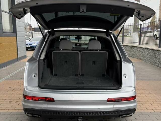 Сірий Ауді Ку 7, об'ємом двигуна 3 л та пробігом 180 тис. км за 26500 $, фото 58 на Automoto.ua