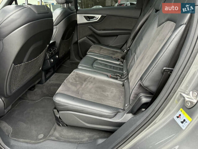 Серый Ауди Ку 7, объемом двигателя 2.97 л и пробегом 210 тыс. км за 35900 $, фото 35 на Automoto.ua