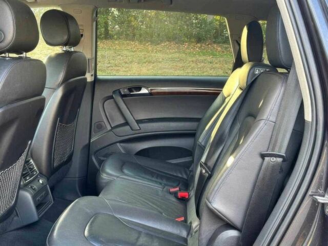 Сірий Ауді Ку 7, об'ємом двигуна 3 л та пробігом 74 тис. км за 13500 $, фото 12 на Automoto.ua