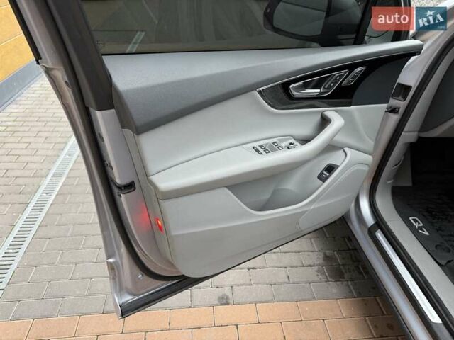 Сірий Ауді Ку 7, об'ємом двигуна 3 л та пробігом 180 тис. км за 26500 $, фото 38 на Automoto.ua