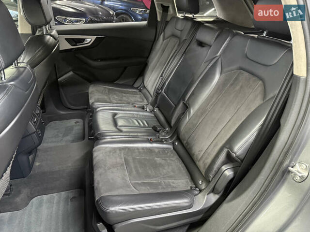 Серый Ауди Ку 7, объемом двигателя 3 л и пробегом 152 тыс. км за 29900 $, фото 20 на Automoto.ua