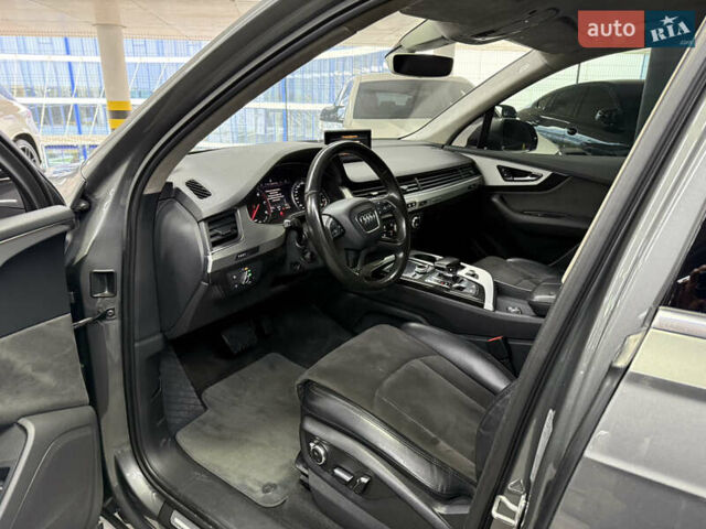 Ауді Ку 7 2015 у Одесі на Automoto.ua Сірий Ауді Ку 7, об'ємом двигуна 3 л та пробігом 152 тис. км за 29900 $, фото 19 на Automoto.ua