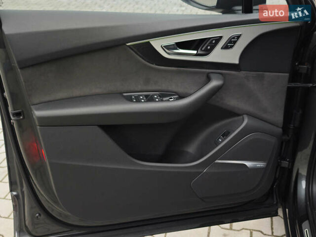 Сірий Ауді Ку 7, об'ємом двигуна 2.97 л та пробігом 184 тис. км за 46900 $, фото 42 на Automoto.ua