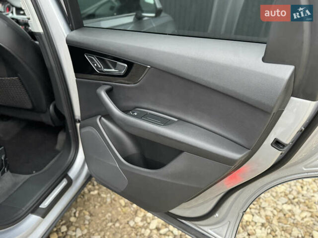 Сірий Ауді Ку 7, об'ємом двигуна 3 л та пробігом 138 тис. км за 22950 $, фото 50 на Automoto.ua