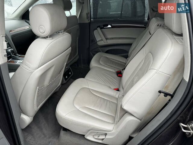 Серый Ауди Ку 7, объемом двигателя 3 л и пробегом 170 тыс. км за 10900 $, фото 9 на Automoto.ua