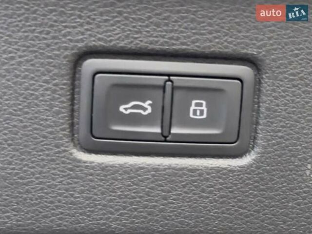Сірий Ауді Ку 7, об'ємом двигуна 2.97 л та пробігом 227 тис. км за 34000 $, фото 19 на Automoto.ua