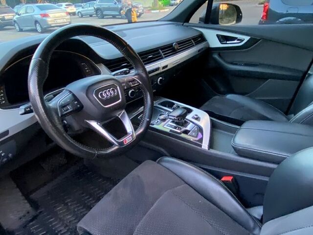 Серый Ауди Ку 7, объемом двигателя 3 л и пробегом 216 тыс. км за 32500 $, фото 3 на Automoto.ua