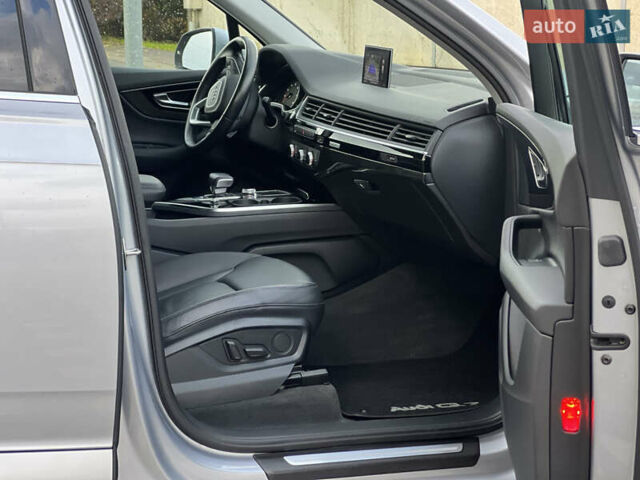 Сірий Ауді Ку 7, об'ємом двигуна 3 л та пробігом 138 тис. км за 23499 $, фото 100 на Automoto.ua