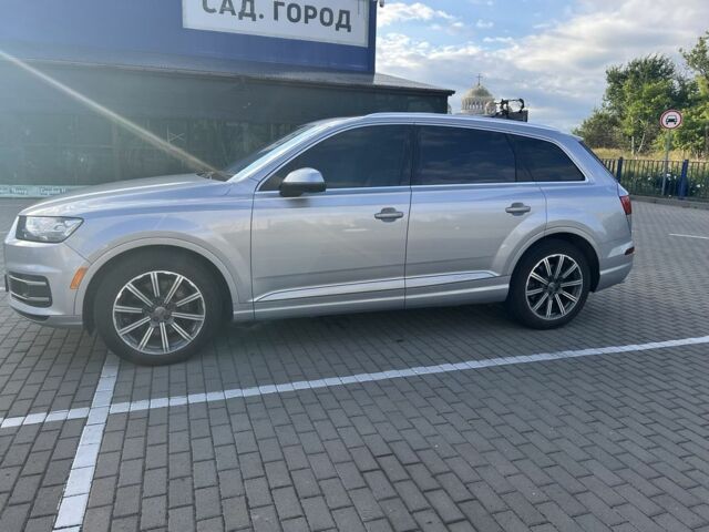 Серый Ауди Ку 7, объемом двигателя 3 л и пробегом 170 тыс. км за 29000 $, фото 2 на Automoto.ua
