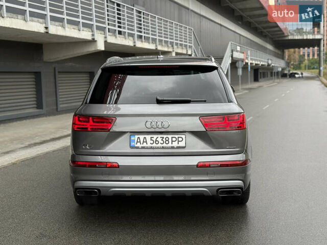 Сірий Ауді Ку 7, об'ємом двигуна 3 л та пробігом 128 тис. км за 32000 $, фото 5 на Automoto.ua