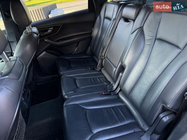 Сірий Ауді Ку 7, об'ємом двигуна 3 л та пробігом 180 тис. км за 24999 $, фото 34 на Automoto.ua
