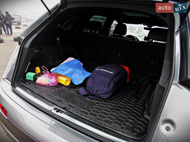 Сірий Ауді Ку 7, об'ємом двигуна 3 л та пробігом 184 тис. км за 26800 $, фото 22 на Automoto.ua