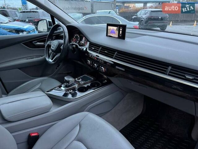 Серый Ауди Ку 7, объемом двигателя 3 л и пробегом 245 тыс. км за 18500 $, фото 12 на Automoto.ua