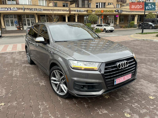 Серый Ауди Ку 7, объемом двигателя 3 л и пробегом 151 тыс. км за 29900 $, фото 3 на Automoto.ua
