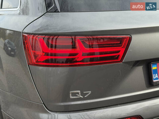 Серый Ауди Ку 7, объемом двигателя 3 л и пробегом 173 тыс. км за 21950 $, фото 12 на Automoto.ua