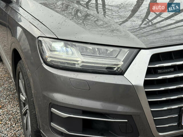 Серый Ауди Ку 7, объемом двигателя 3 л и пробегом 186 тыс. км за 22400 $, фото 33 на Automoto.ua