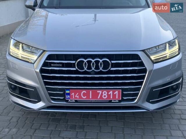 Серый Ауди Ку 7, объемом двигателя 3 л и пробегом 84 тыс. км за 35000 $, фото 5 на Automoto.ua