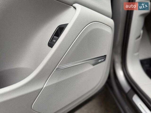 Сірий Ауді Ку 7, об'ємом двигуна 3 л та пробігом 128 тис. км за 32000 $, фото 12 на Automoto.ua