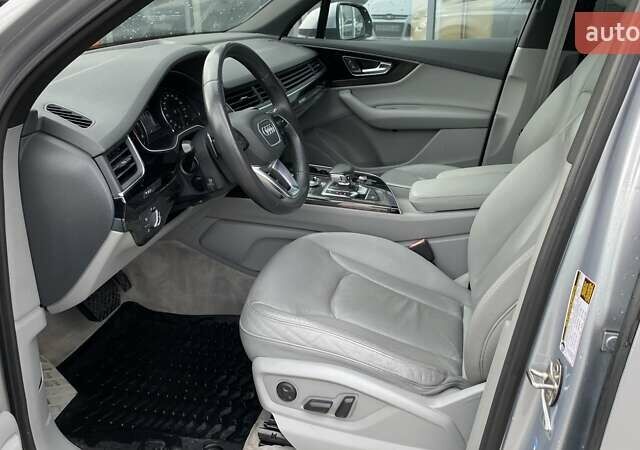 Ауди Ку 7 2016 в Ужгороде на Automoto.ua Серый Ауди Ку 7, объемом двигателя 3 л и пробегом 230 тыс. км за 20900 $, фото 8 на Automoto.ua