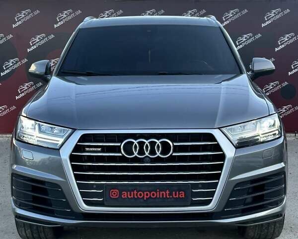 Серый Ауди Ку 7, объемом двигателя 3 л и пробегом 153 тыс. км за 28000 $, фото 1 на Automoto.ua