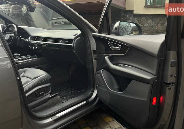 Серый Ауди Ку 7, объемом двигателя 3 л и пробегом 89 тыс. км за 25900 $, фото 32 на Automoto.ua