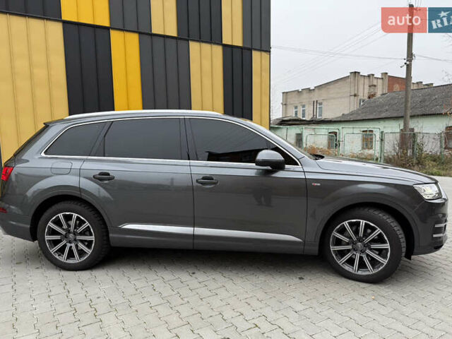 Серый Ауди Ку 7, объемом двигателя 2.97 л и пробегом 214 тыс. км за 40000 $, фото 13 на Automoto.ua